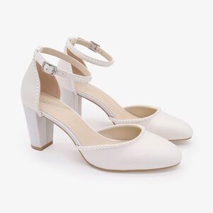 Kailee P Sarah Heels in White